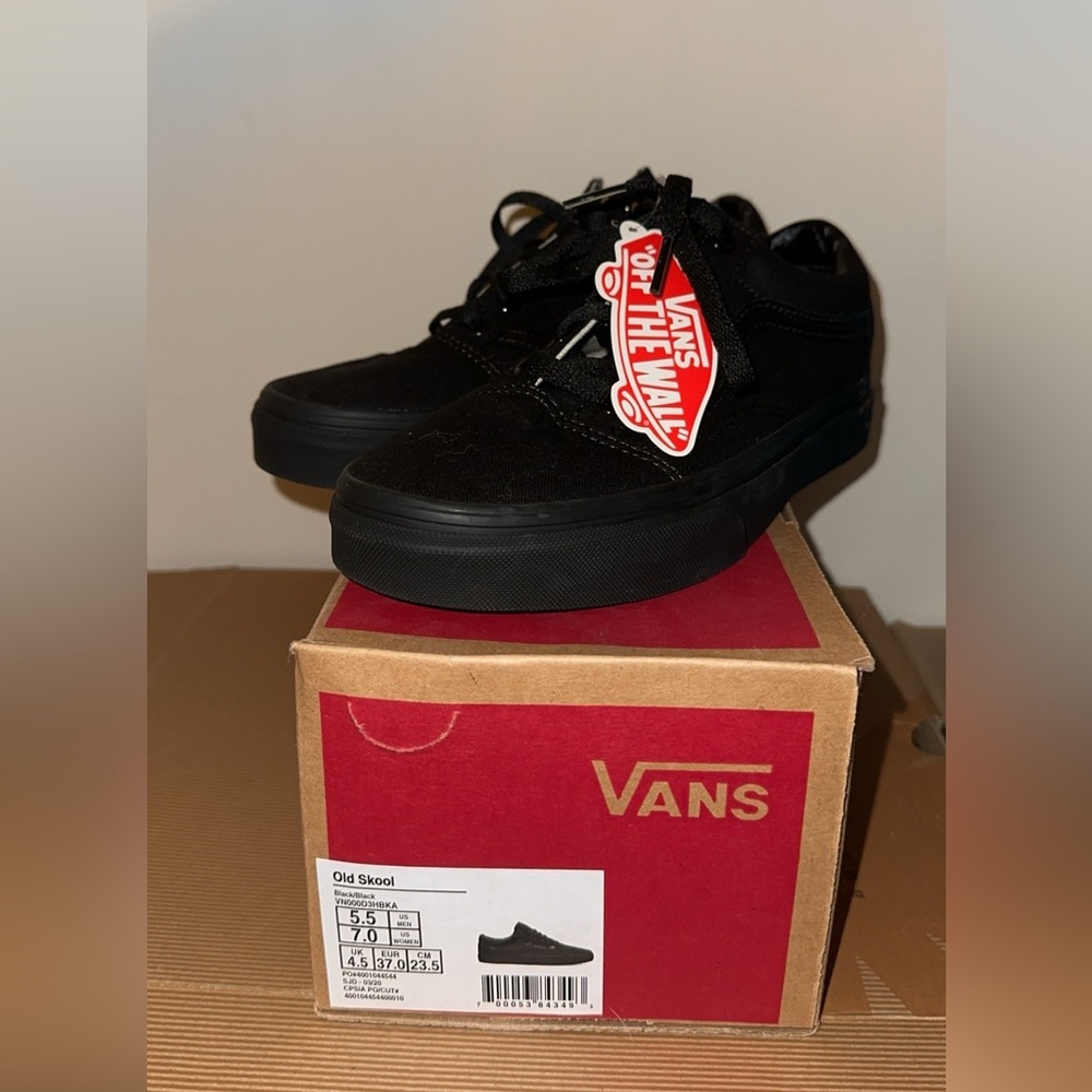 Vans All Black “Old Skool” Size 7